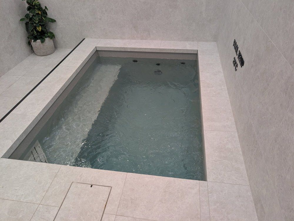 Commercial fibreglass plunge pool